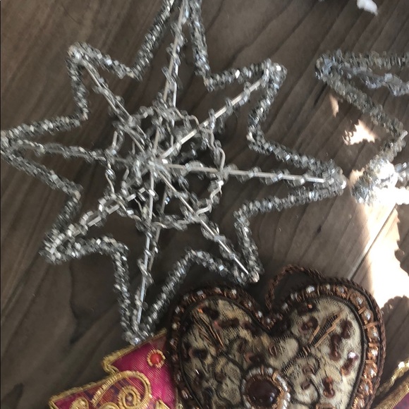 7 Christmas Ornaments - Picture 4 of 4